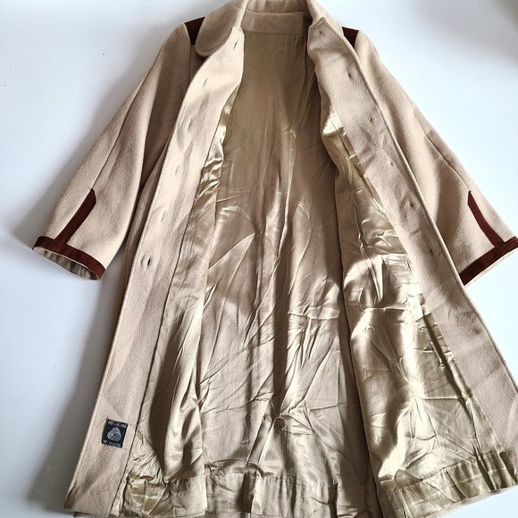 100% wool beautiful vintage 1970s 1980s beige coat with brown details. - Picture 11 of 16